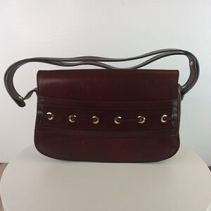 Vintage made in Italy leather burgundy shoulder bag with adjustable straps